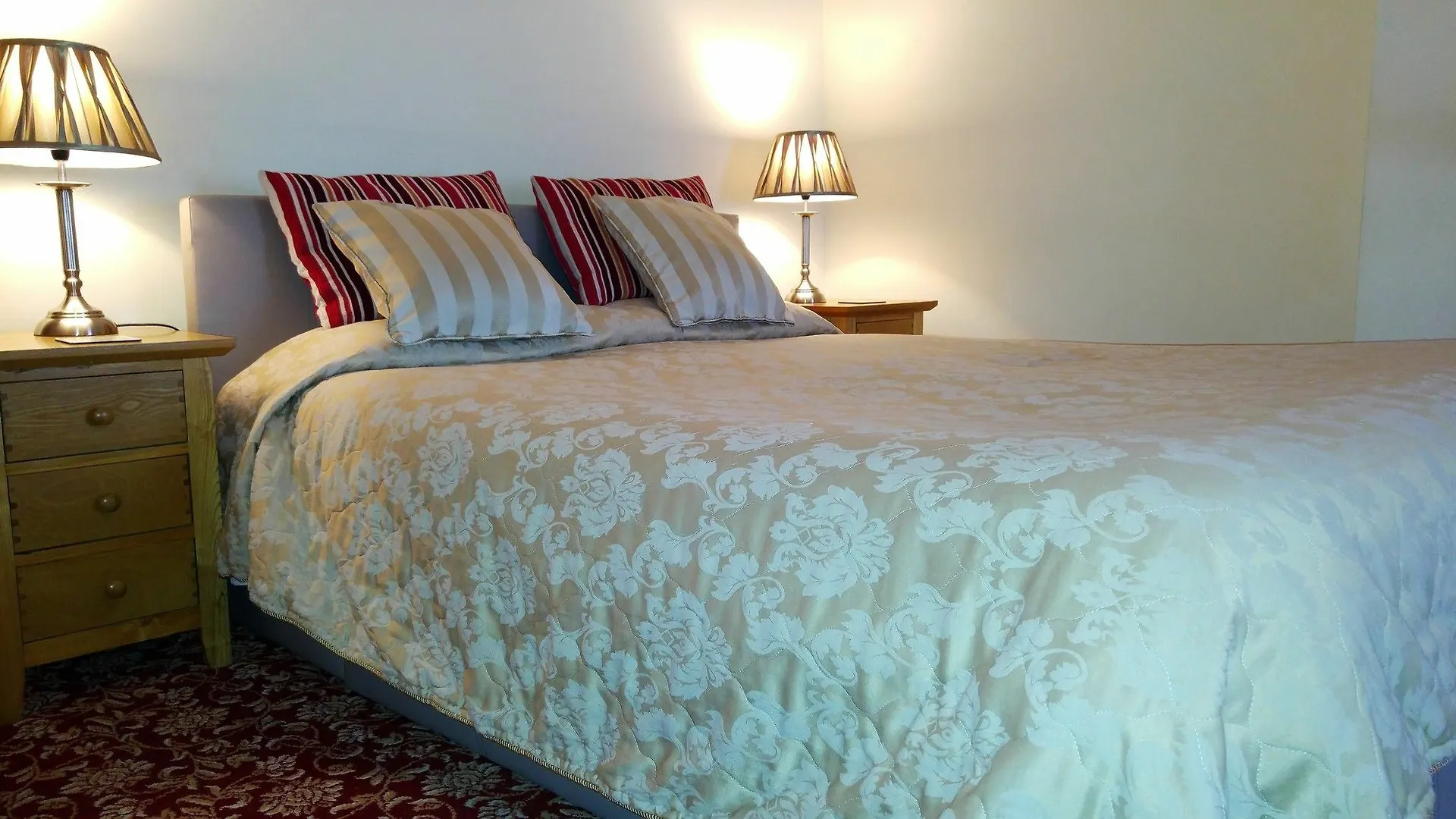 Chester Brooklands Bed & Breakfast 4*,